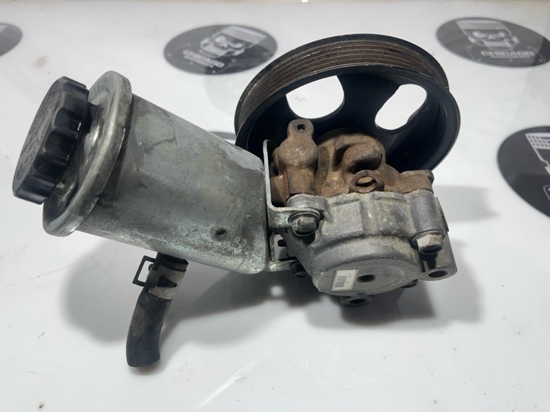 Насос гидроусилителя руля, 9400 рублей, Красноярск