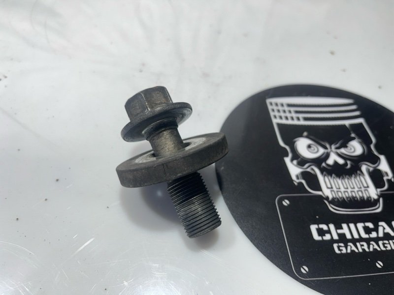 Болт шкива коленвала, 300 рублей, Красноярск