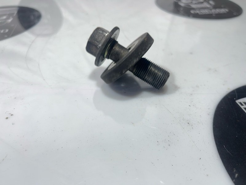 Болт шкива коленвала, 300 рублей, Красноярск