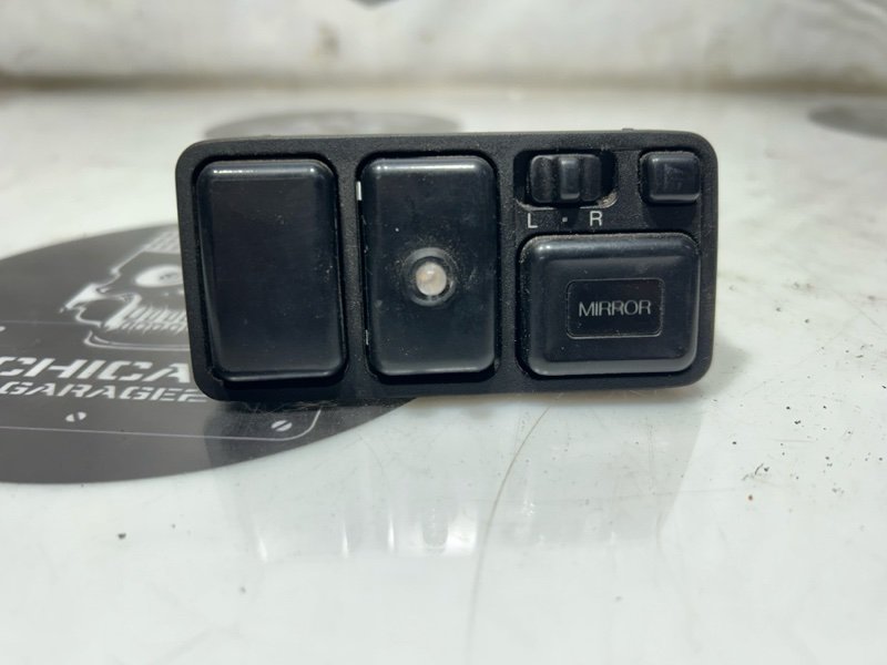 Блок управления зеркалами, 500 рублей, Красноярск