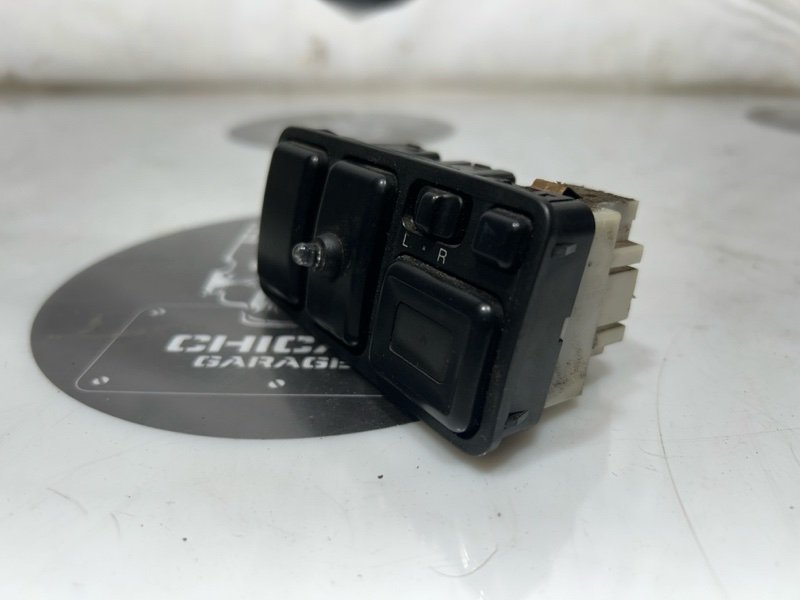 Блок управления зеркалами, 500 рублей, Красноярск