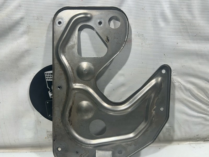 Маслоотражатель, 500 рублей, Красноярск