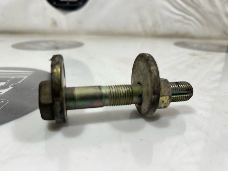 Болт развальный, 600 рублей, Красноярск