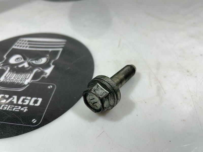 Болт шкива коленвала, 300 рублей, Красноярск