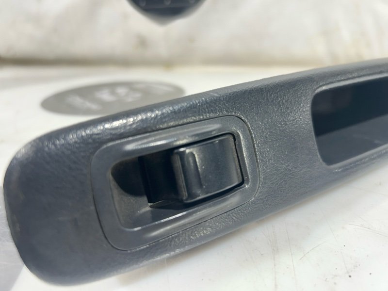 Кнопка стеклоподъемника, 600 рублей, Красноярск