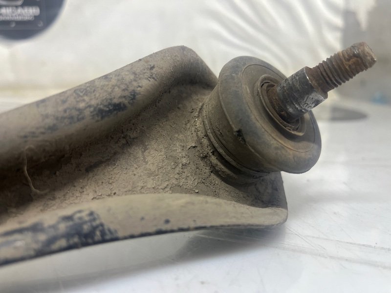 Рычаг подвески верхний, 500 рублей, Красноярск