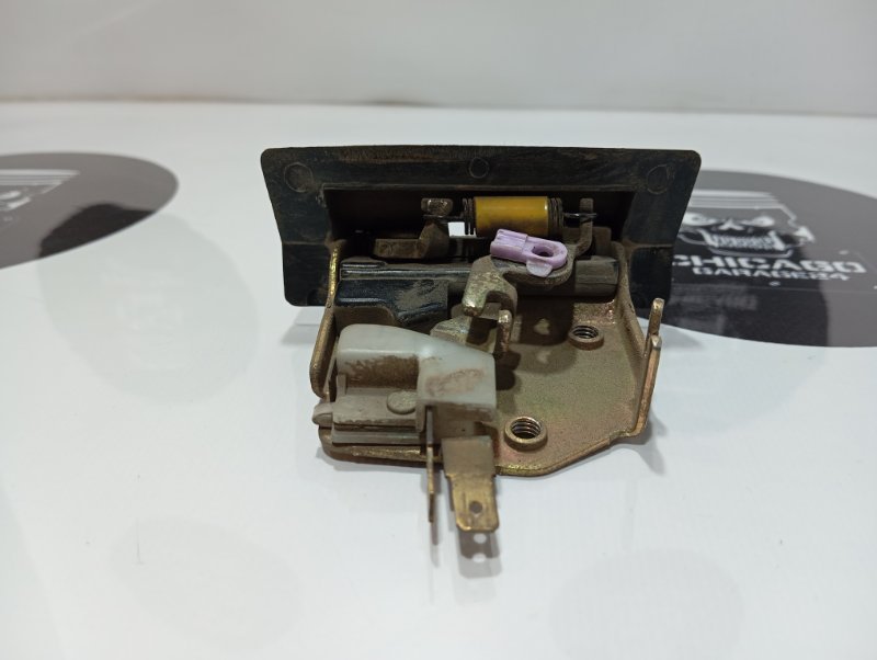 Замок багажника, 1500 рублей, Красноярск