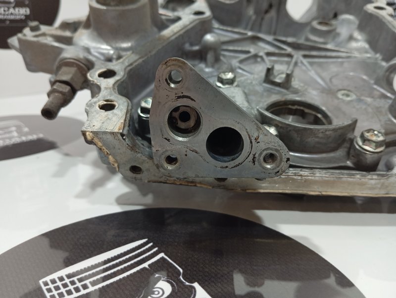 Лобовина двигателя, 2000 рублей, Красноярск