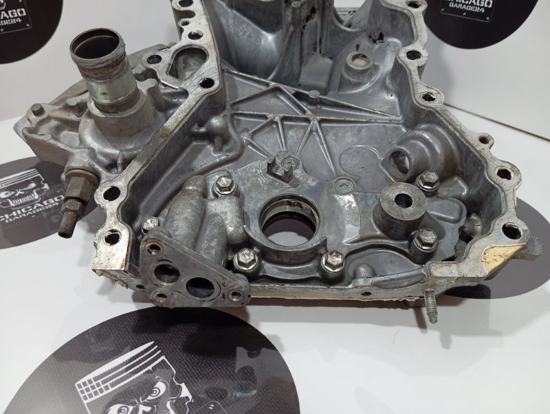 Лобовина двигателя, 2000 рублей, Красноярск