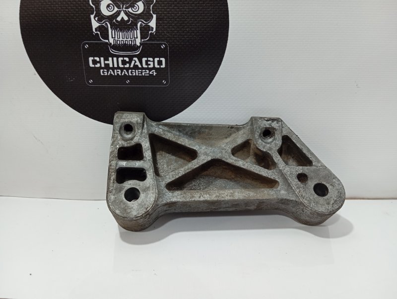 Кронштейн двигателя, 300 рублей, Красноярск