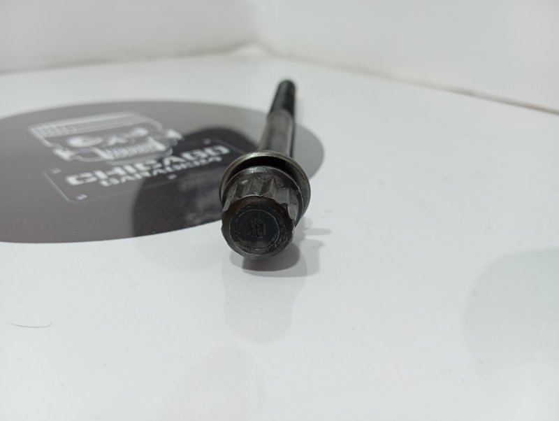 Болт головки блока цилиндров, 100 рублей, Красноярск