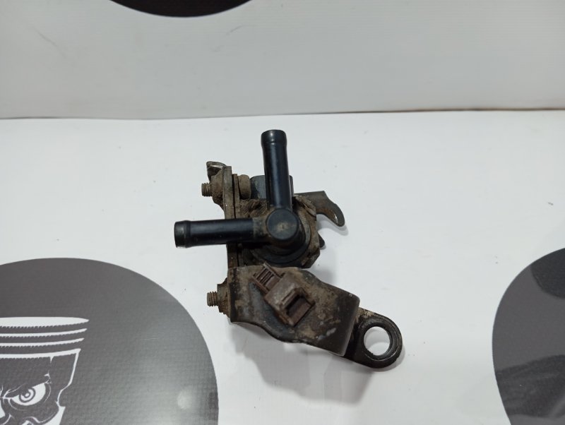 Вакуумный клапан, 500 рублей, Красноярск