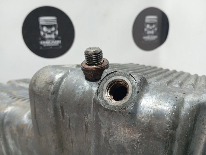 Поддон двигателя, 3200 рублей, Красноярск