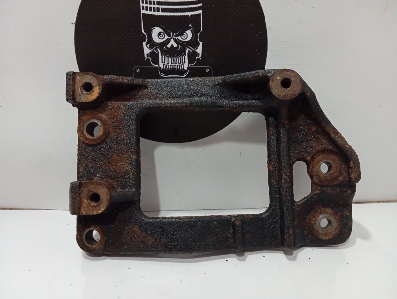 Кронштейн компрессора кондиционера, 600 рублей, Красноярск