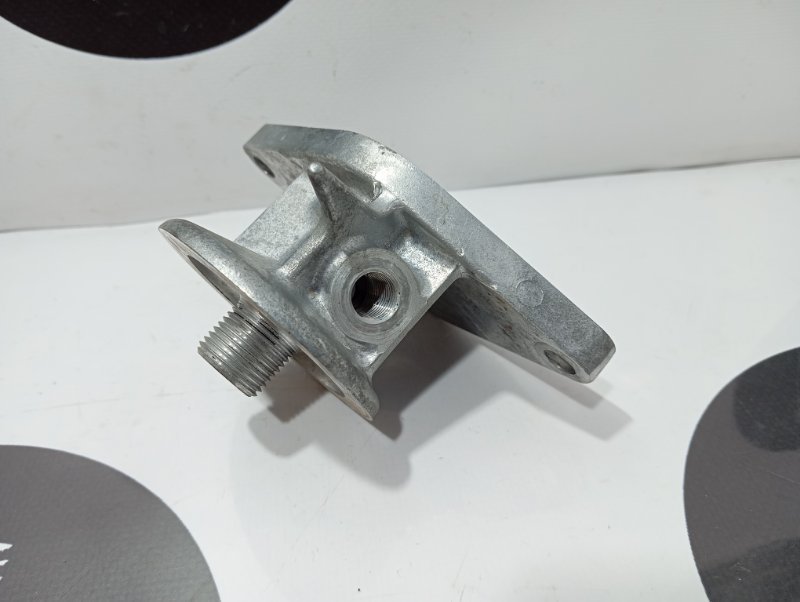 Кронштейн масляного фильтра, 1000 рублей, Красноярск