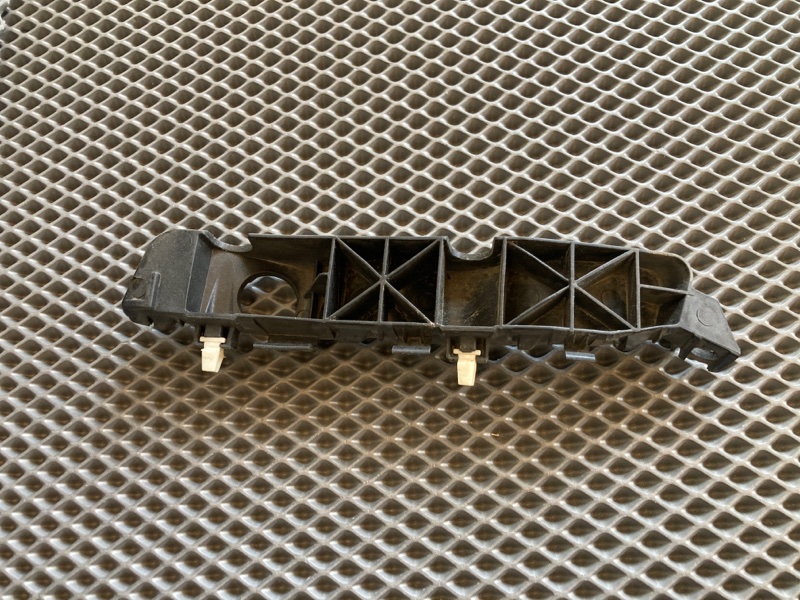 Кронштейн крыла, 2000 рублей, Ховрино