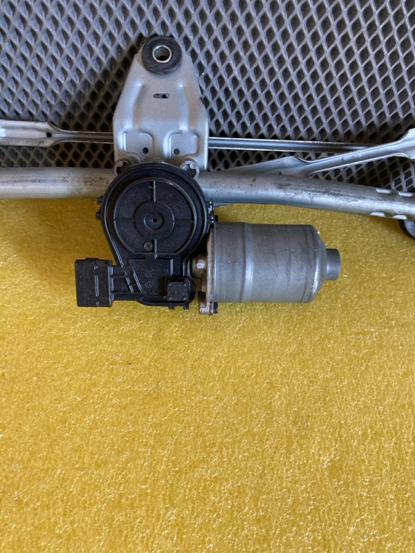 Трапеция дворников, 8000 рублей, Ховрино