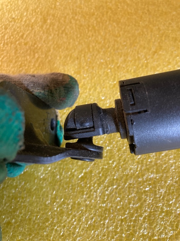 Амортизатор крышки багажника, 10000 рублей, Ховрино