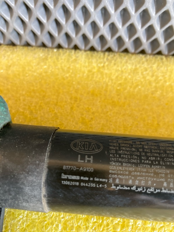 Амортизатор двери багажника, 20000 рублей, Ховрино