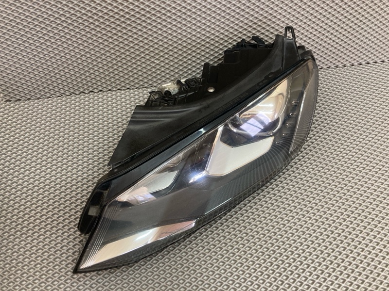 Фара ксеноновая, 30000 рублей, Ховрино