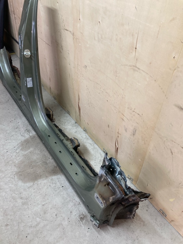 Порог / средняя стойка, 70000 рублей, Ховрино