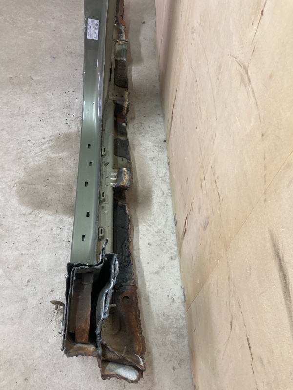 Порог / средняя стойка, 70000 рублей, Ховрино