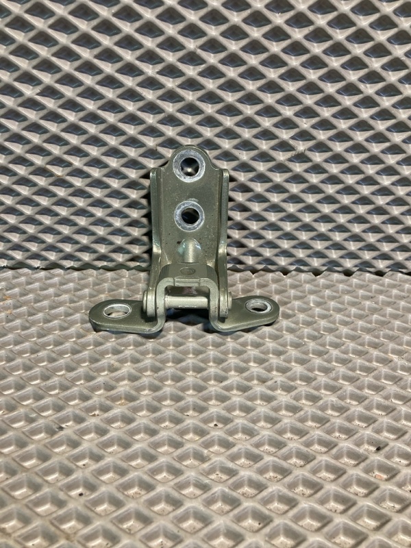 Петля двери, 3000 рублей, Ховрино