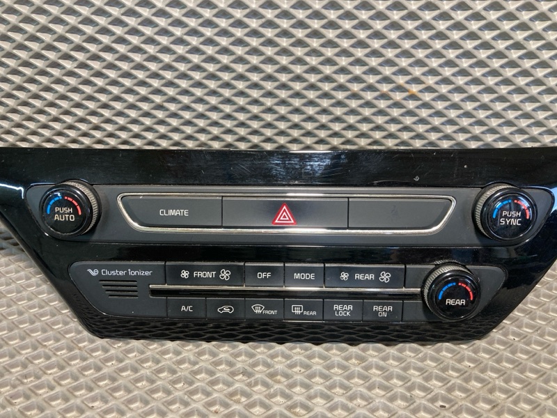 Блок управления климат-контролем, 15000 рублей, Ховрино