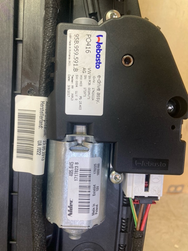 Стекло панорамной крыши, 50000 рублей, Ховрино