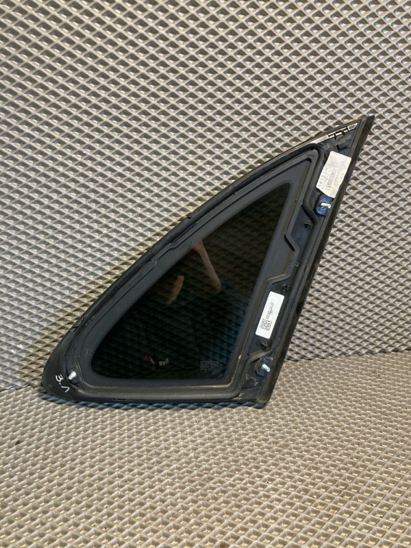 Форточка кузова, 9000 рублей, Ховрино