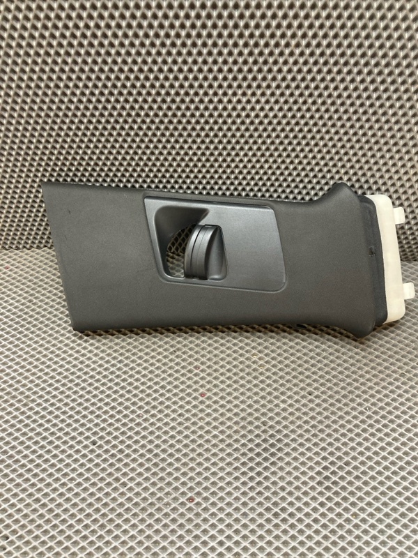 Накладка в салоне, 2000 рублей, Ховрино