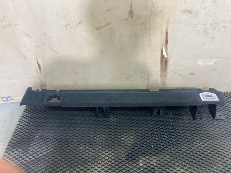 Накладка проема багажника, 2000 рублей, Ховрино