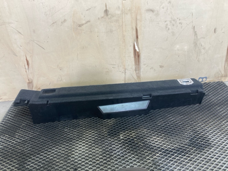 Накладка проема багажника, 2000 рублей, Ховрино