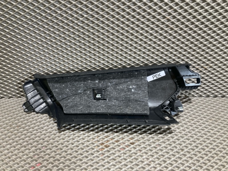 Накладка в салоне, 2000 рублей, Ховрино