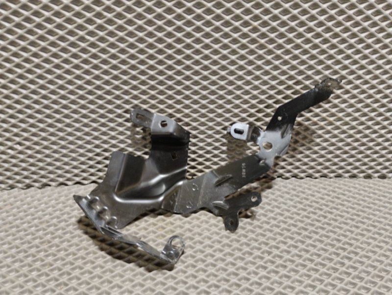 Кронштейн кузова, 2000 рублей, Ховрино