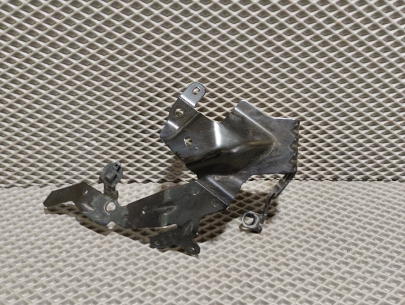 Кронштейн кузова, 2000 рублей, Ховрино