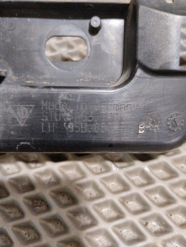 Кронштейн кузова, 2000 рублей, Ховрино