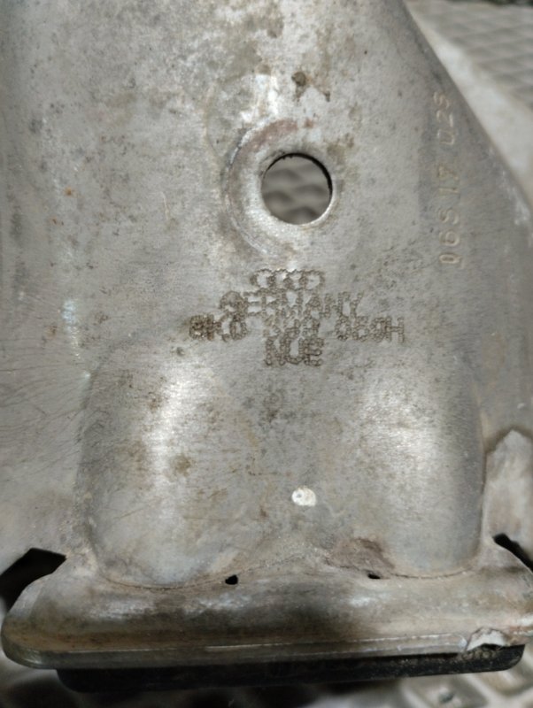 Кронштейн кузова, 1500 рублей, Ховрино