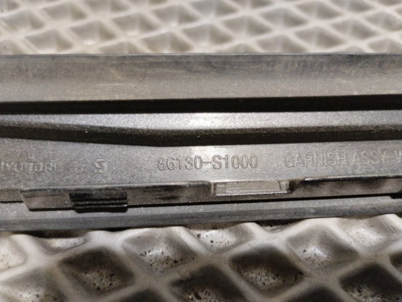 Молдинг лобового стекла, 3500 рублей, Ховрино