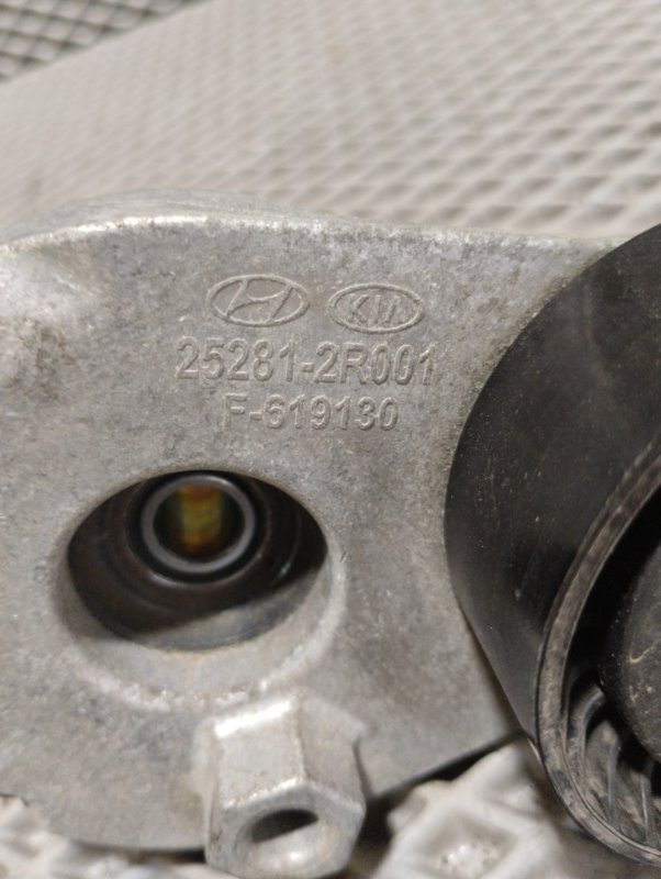 Ролик натяжной навесного оборудования, 2000 рублей, Ховрино