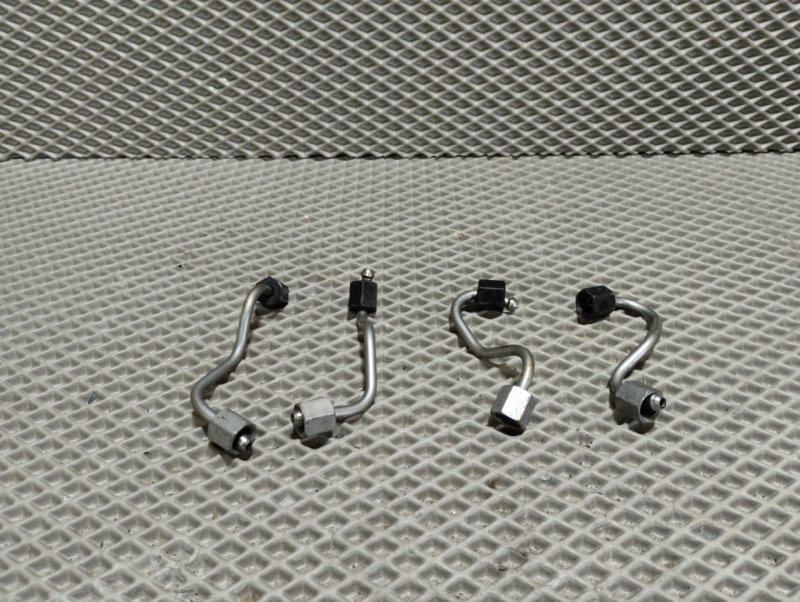 Трубка топливная, 1000 рублей, Ховрино