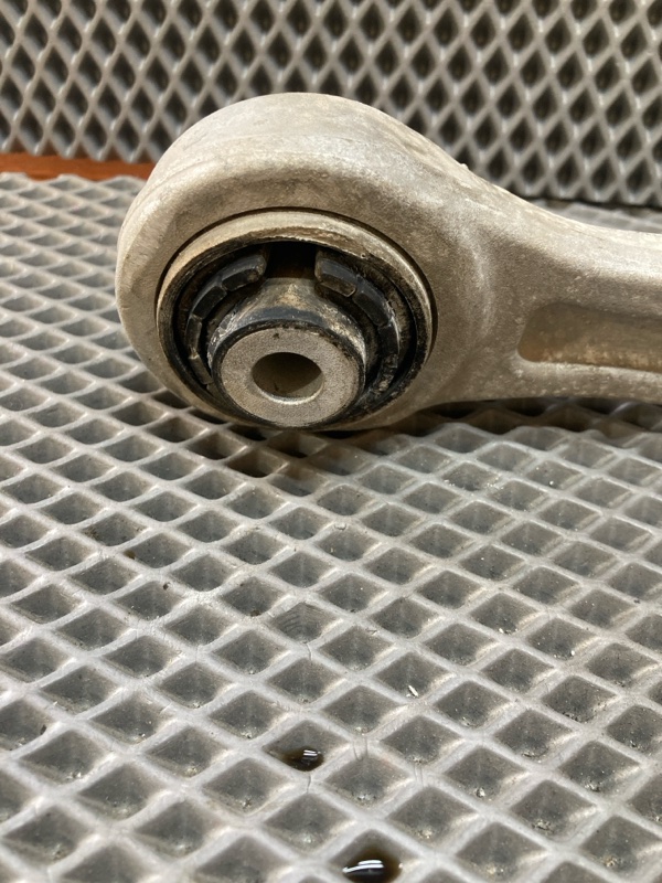 Рычаг подвески нижний, 3000 рублей, Ховрино