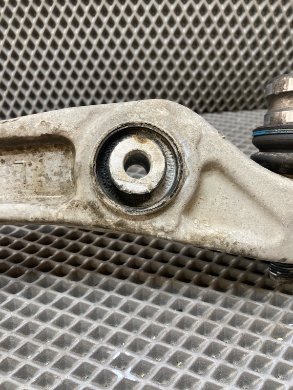 Рычаг подвески нижний, 3000 рублей, Ховрино