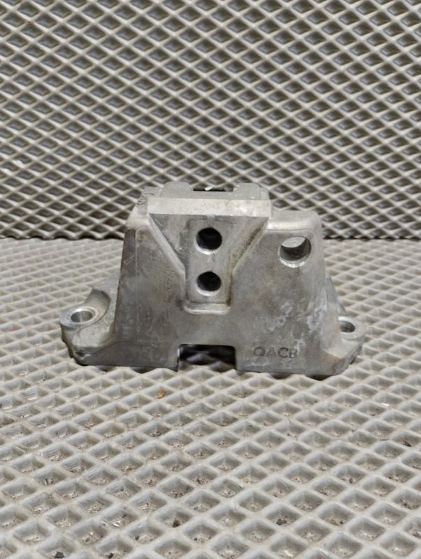 Кронштейн опоры АКПП, 9000 рублей, Ховрино