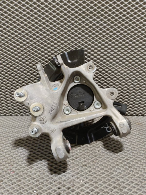 Кулак в сборе со ступицей, 25000 рублей, Ховрино