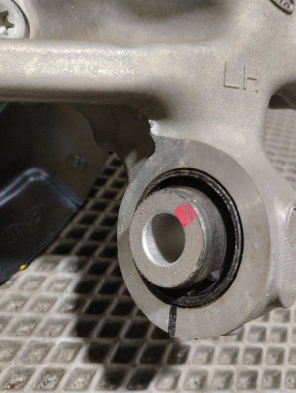 Кулак в сборе со ступицей, 25000 рублей, Ховрино