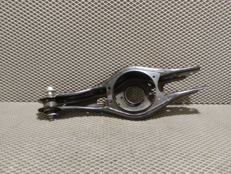 Рычаг подвески нижний, 7000 рублей, Ховрино