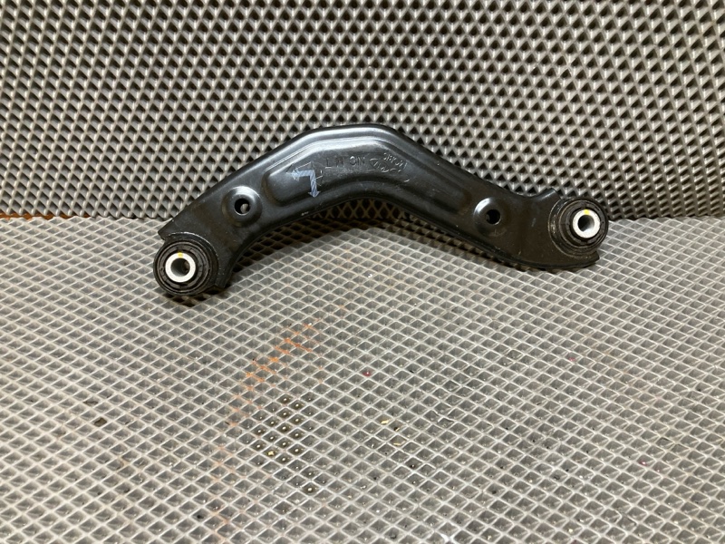 Рычаг подвески нижний, 3500 рублей, Ховрино