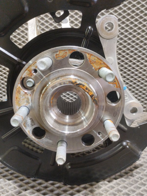 Кулак в сборе со ступицей, 25000 рублей, Ховрино