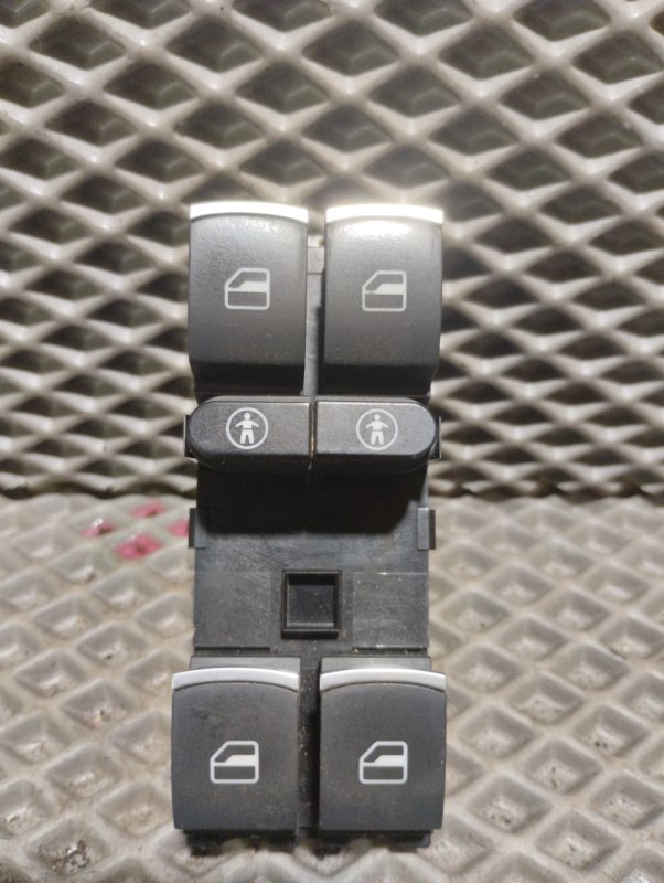 Кнопка стеклоподъемника, 4000 рублей, Ховрино